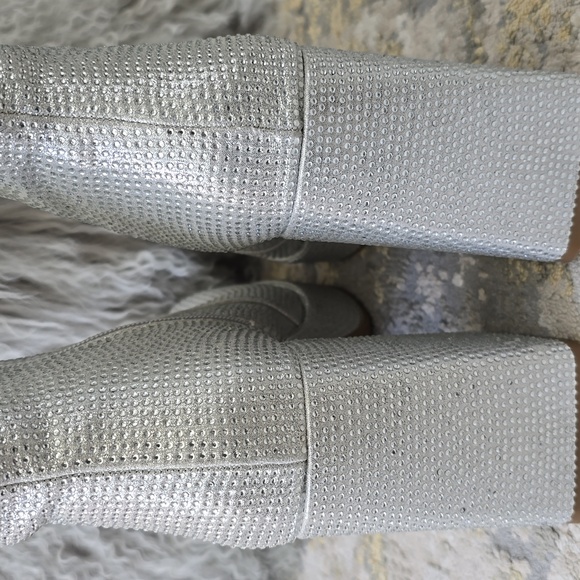 Mia Iva Silver Platform Boots | Sparkly Block Heel Ankle Boot| Size 7.5 - Picture 8 of 17